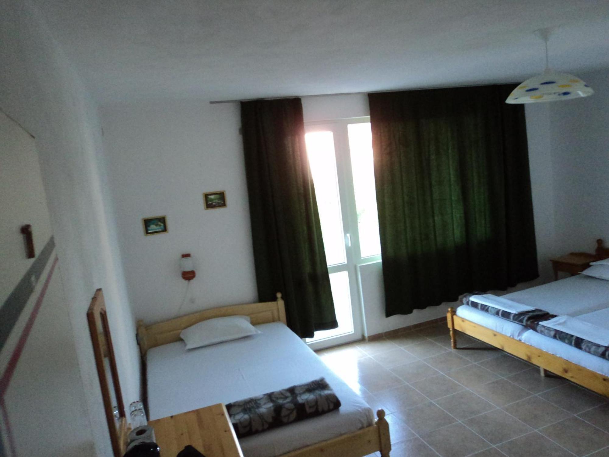 Guest House Drazhev オブゾー エクステリア 写真