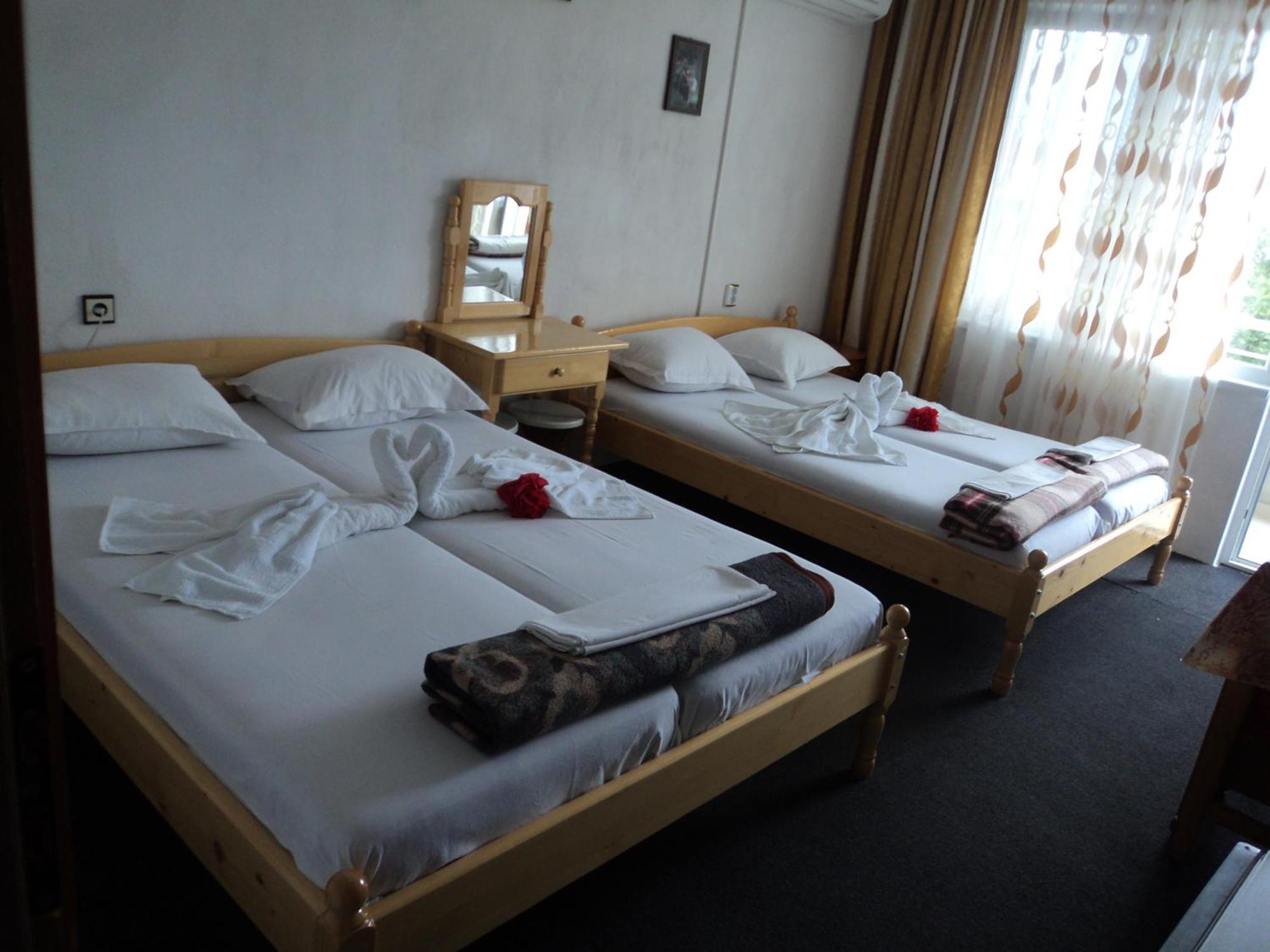Guest House Drazhev オブゾー エクステリア 写真