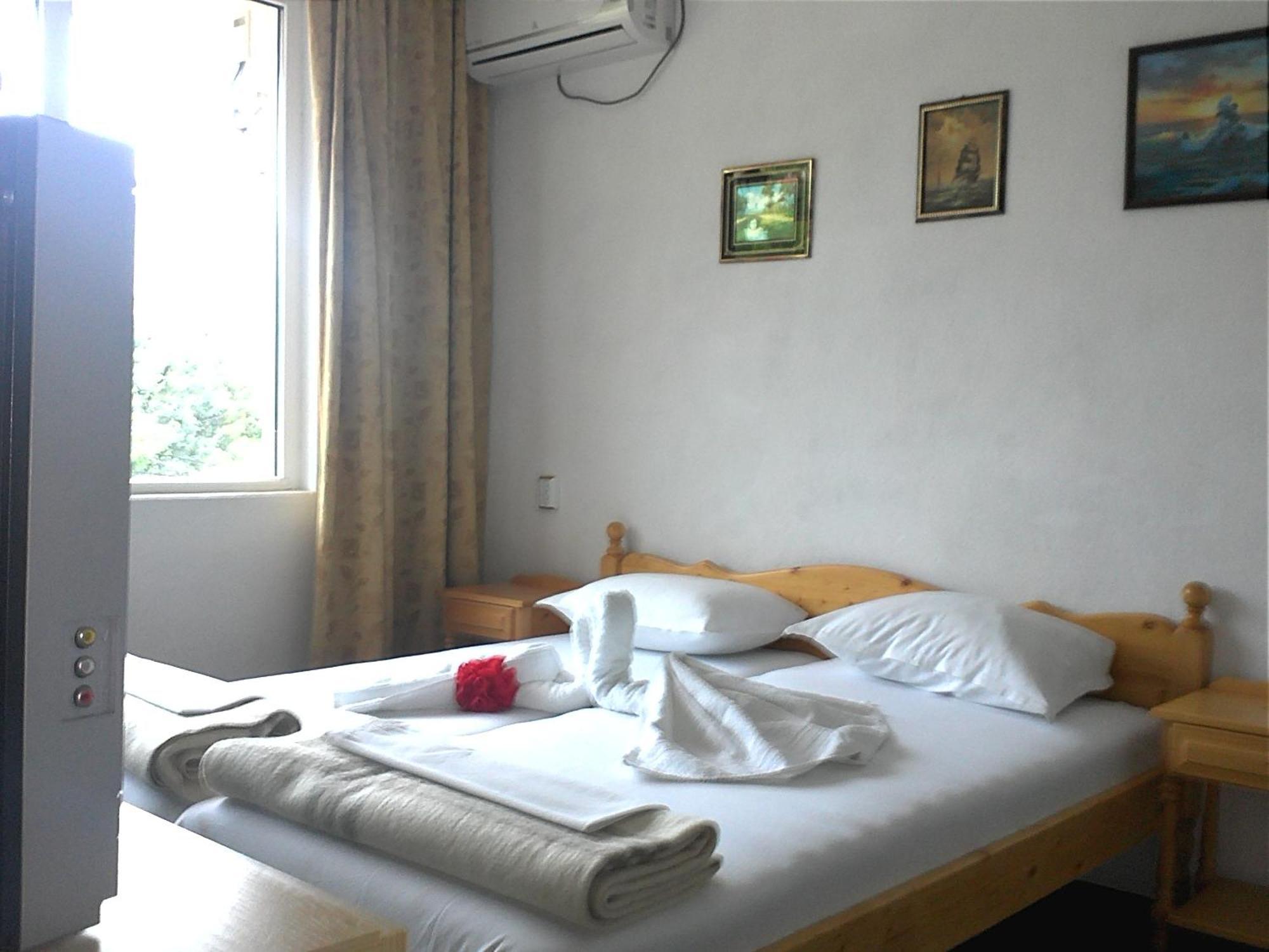 Guest House Drazhev オブゾー エクステリア 写真